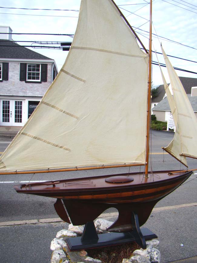 A large plank-on frame NANTUCKET Sloop Pond Boat from the 1940's — image 4